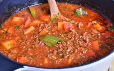 Köttfärsgulasch med sötpotatis