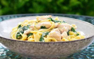 Kycklingpasta med spenat
