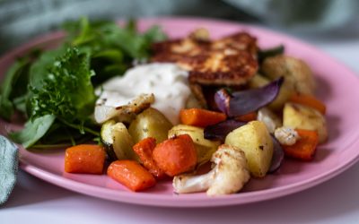 Potatis och blomkål på plåt