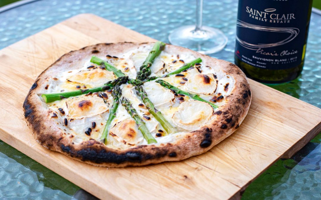 Pizza bianco med getost och sparris Elina & Mickes mat