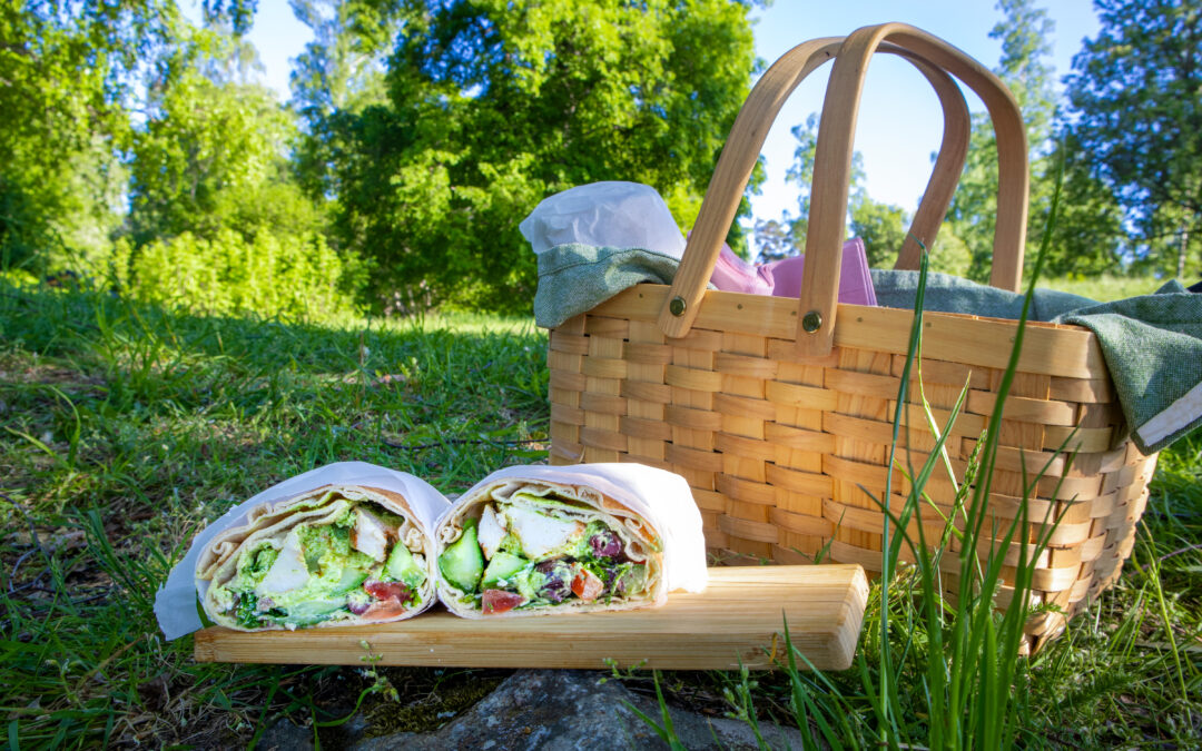 Medelhavsinspirerad kycklingwrap